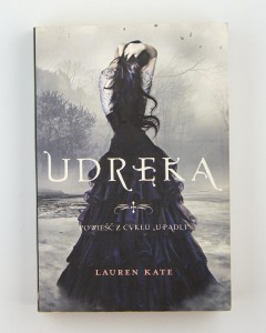 Udręka, Kate L.
